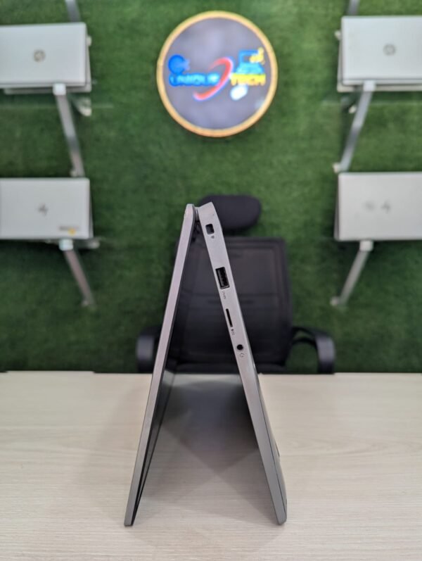 Dell Latitude 7400 - Image 4