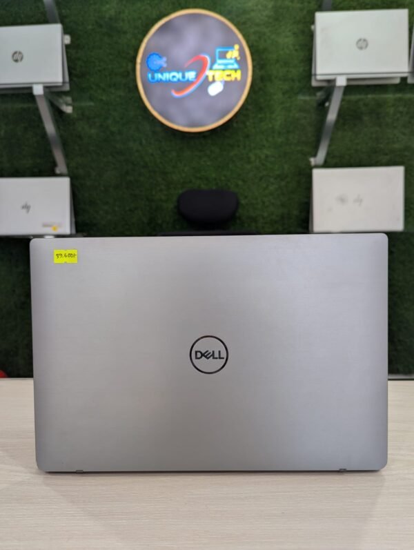 Dell Latitude 7400 - Image 2